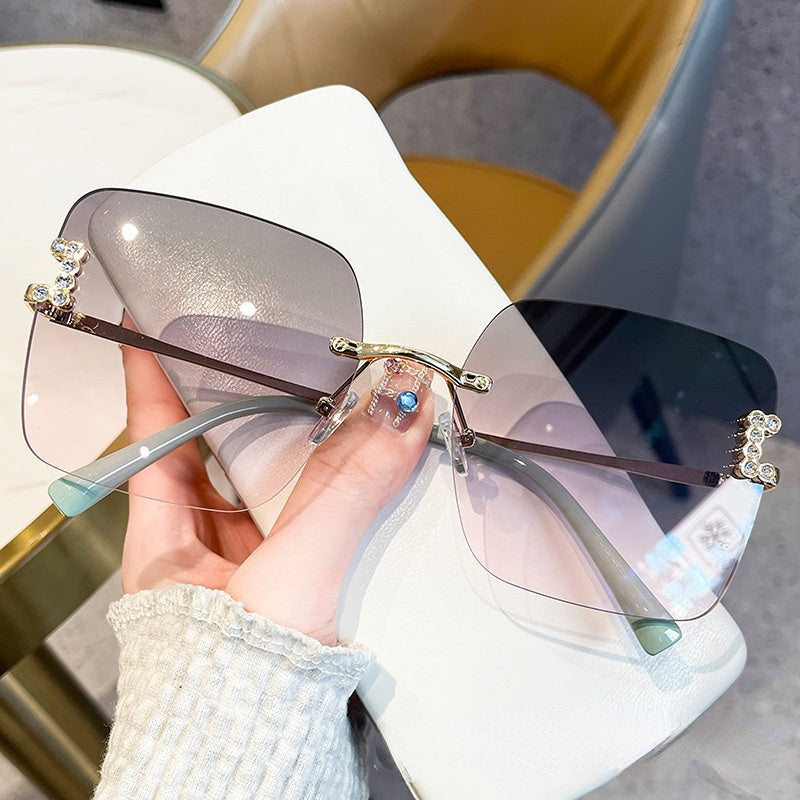 Wholesale PC Frameless Trimmed Diamond Square Large Frame Women's Sunglasses